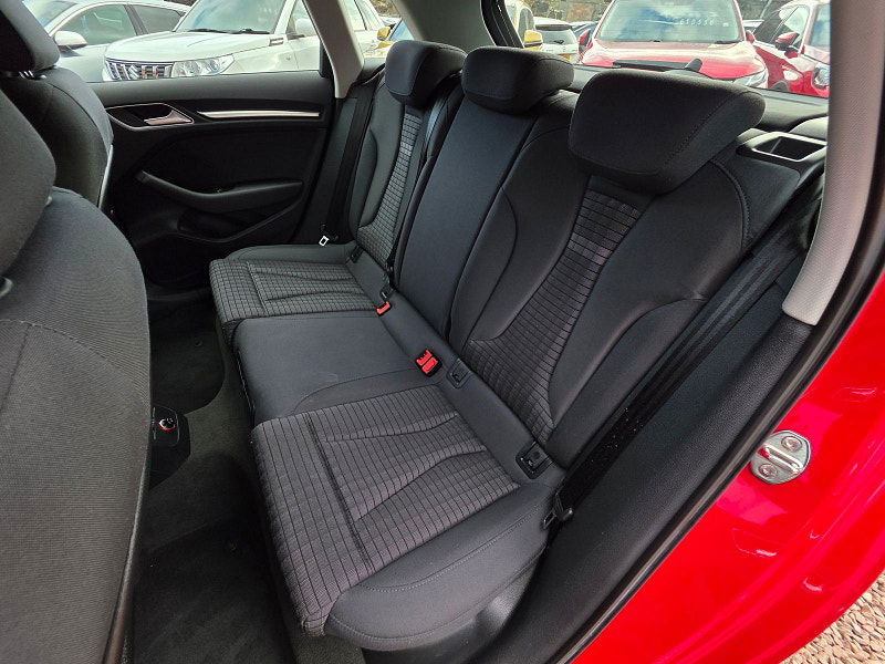 Audi A3 1.4 TFSI e-tron Sportback 5dr Petrol Plug-in Hybrid e-S Tronic Euro 6 8.8kWh (204 ps) 5dr Automatic 2026