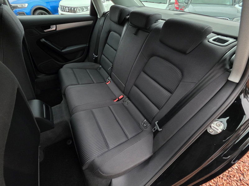 Audi A4 1.8L TFSI Saloon 4dr Petrol Manual Euro 5 (120 bhp) 4dr Manual 2025