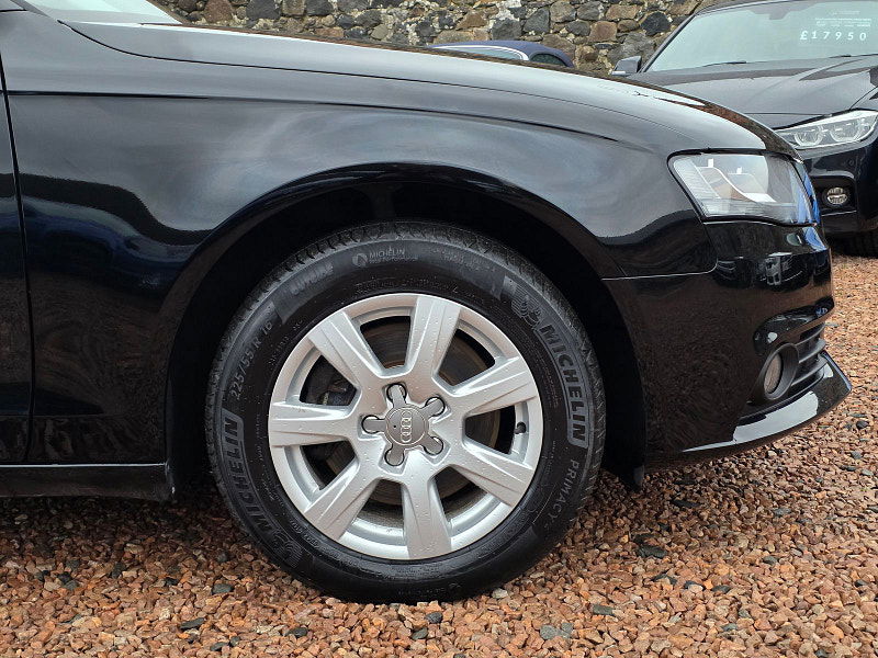 Audi A4 1.8L TFSI Saloon 4dr Petrol Manual Euro 5 (120 bhp) 4dr Manual 2025