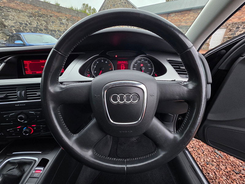 Audi A4 1.8L TFSI Saloon 4dr Petrol Manual Euro 5 (120 bhp) 4dr Manual 2025