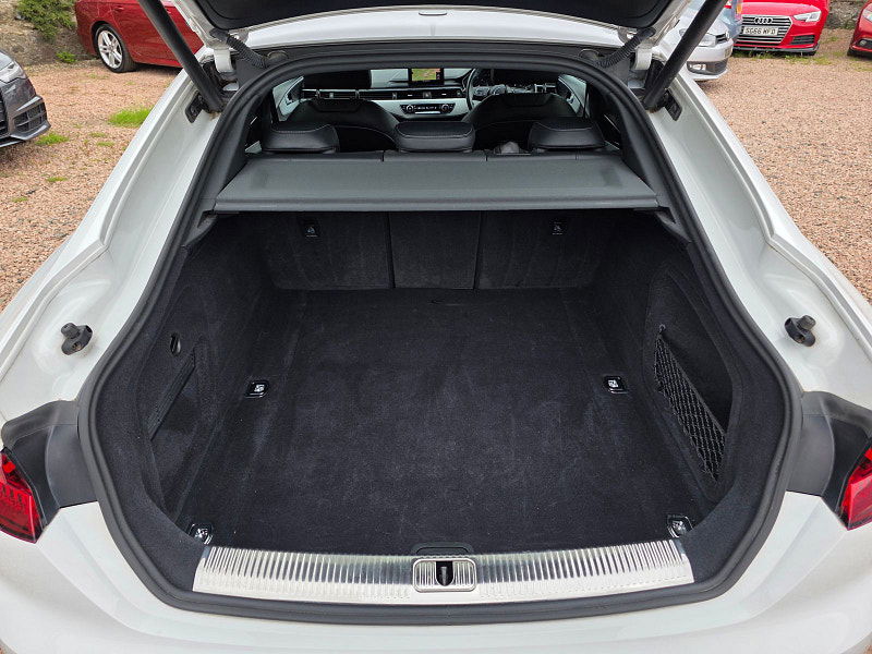 Audi A5 2.0L Sportback 40 TFSI S Line Semi-Auto Coupe 5dr Petrol Semi Automatic Euro 6 (188 bhp) 5dr Semi Automatic 2025