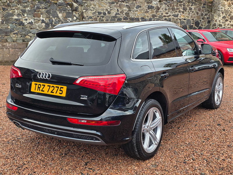Audi Q5 2.0L S Line Special Edition TDI Quattro 170 SUV 5dr Diesel Manual Euro 5 (170 bhp) 5dr Manual 2025