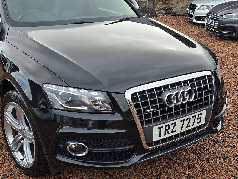 Audi Q5 2.0L S Line Special Edition TDI Quattro 170 SUV 5dr Diesel Manual Euro 5 (170 bhp) 5dr Manual 2025