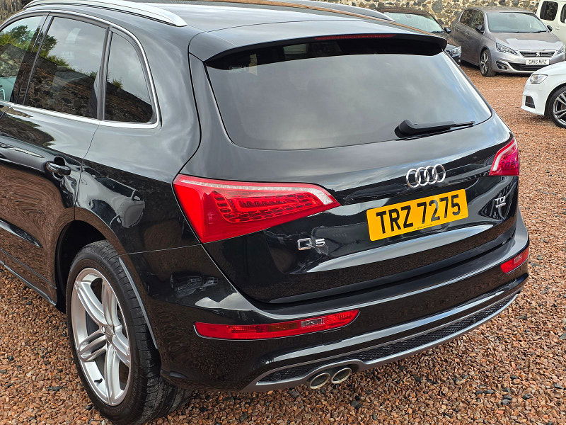 Audi Q5 2.0L S Line Special Edition TDI Quattro 170 SUV 5dr Diesel Manual Euro 5 (170 bhp) 5dr Manual 2025