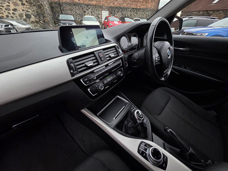 BMW 1 Series 1.5 116d SE Business Hatchback 5dr Diesel Manual Euro 6 (s/s) (116 ps) 5dr Manual 2026