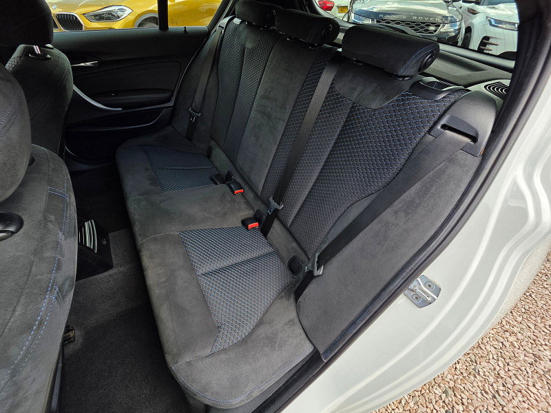 BMW 1 Series 1.5 118i M Sport Hatchback 5dr Petrol Manual Euro 6 (s/s) (136 ps) 5dr Manual 2026