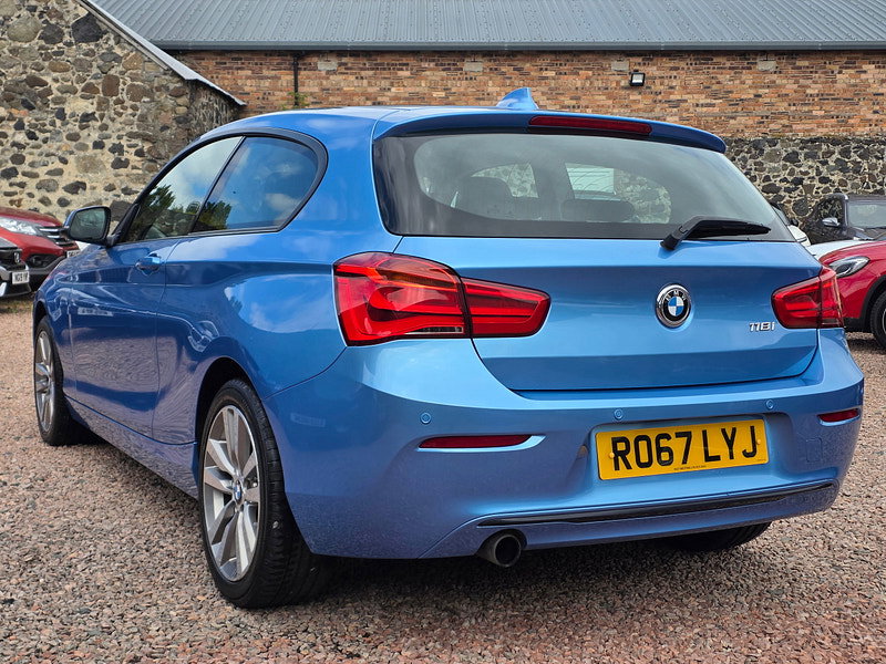 BMW 1 Series 1.5 118i Sport Hatchback 3dr Petrol Manual Euro 6 (s/s) (136 ps) 3dr Manual 2026