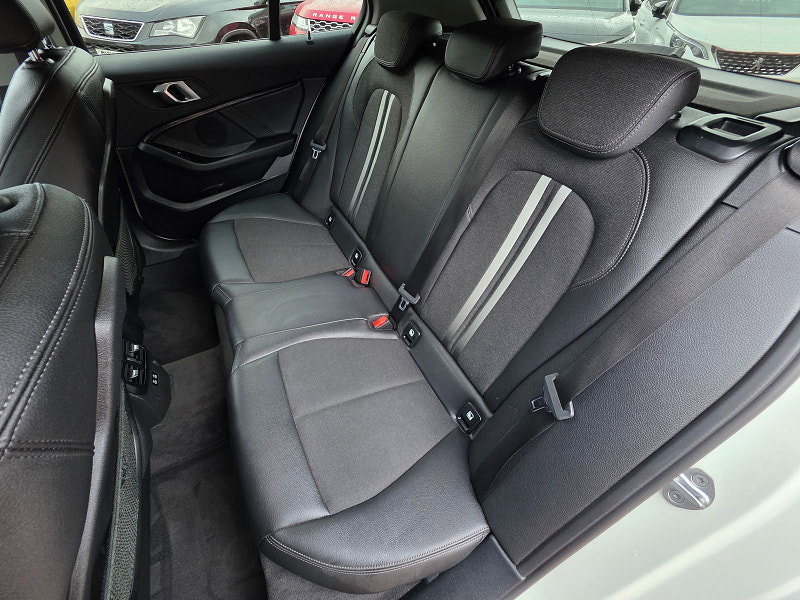BMW 1 Series 1.5 118i Sport Hatchback 5dr Petrol Manual Euro 6 (s/s) (140 ps) 5dr Manual 2026
