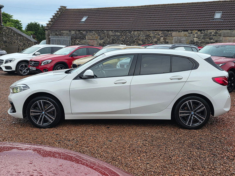 BMW 1 Series 1.5 118i Sport Hatchback 5dr Petrol Manual Euro 6 (s/s) (140 ps) 5dr Manual 2026