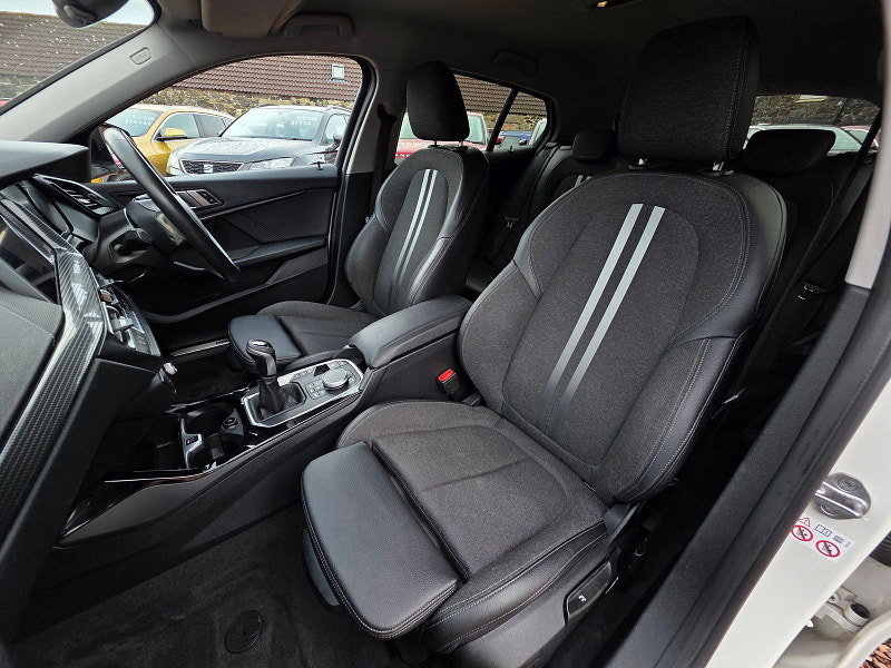 BMW 1 Series 1.5 118i Sport Hatchback 5dr Petrol Manual Euro 6 (s/s) (140 ps) 5dr Manual 2026