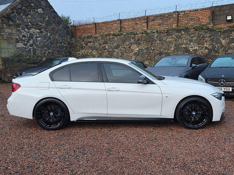 BMW 3 Series 2.0 320d M Sport Shadow Edition Saloon 4dr Diesel Manual Euro 6 (s/s) (190 ps) 4dr Manual 2025