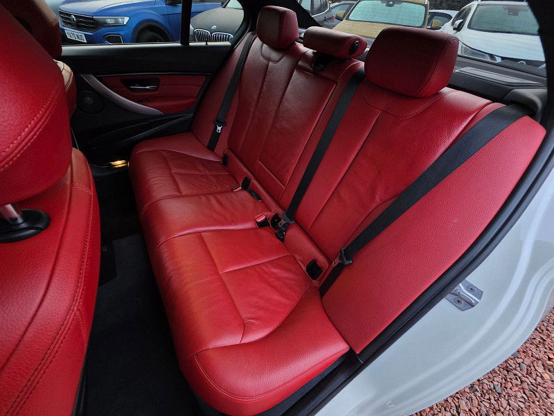 BMW 3 Series 2.0 320d M Sport Shadow Edition Saloon 4dr Diesel Manual Euro 6 (s/s) (190 ps) 4dr Manual 2025