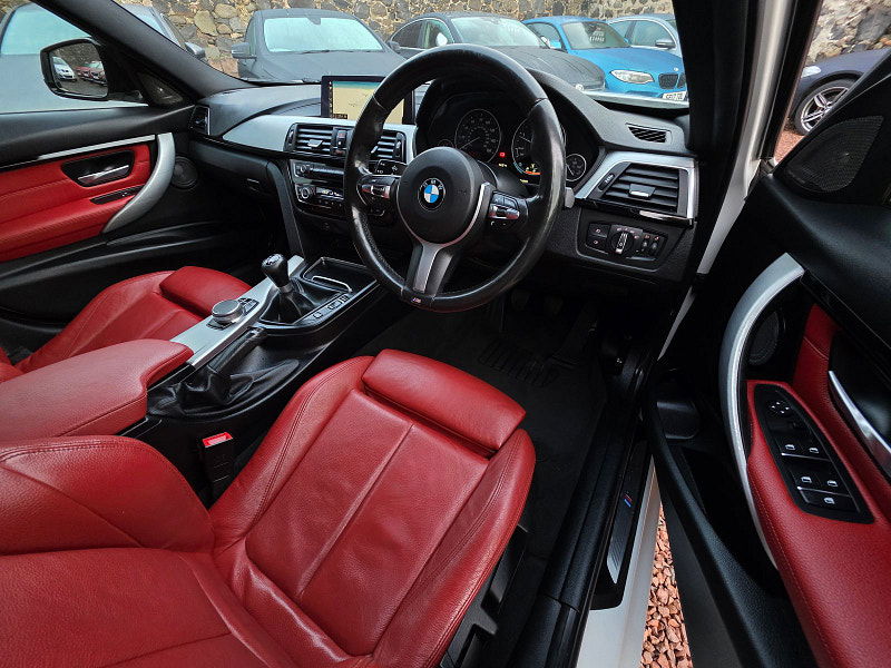 BMW 3 Series 2.0 320d M Sport Shadow Edition Saloon 4dr Diesel Manual Euro 6 (s/s) (190 ps) 4dr Manual 2025