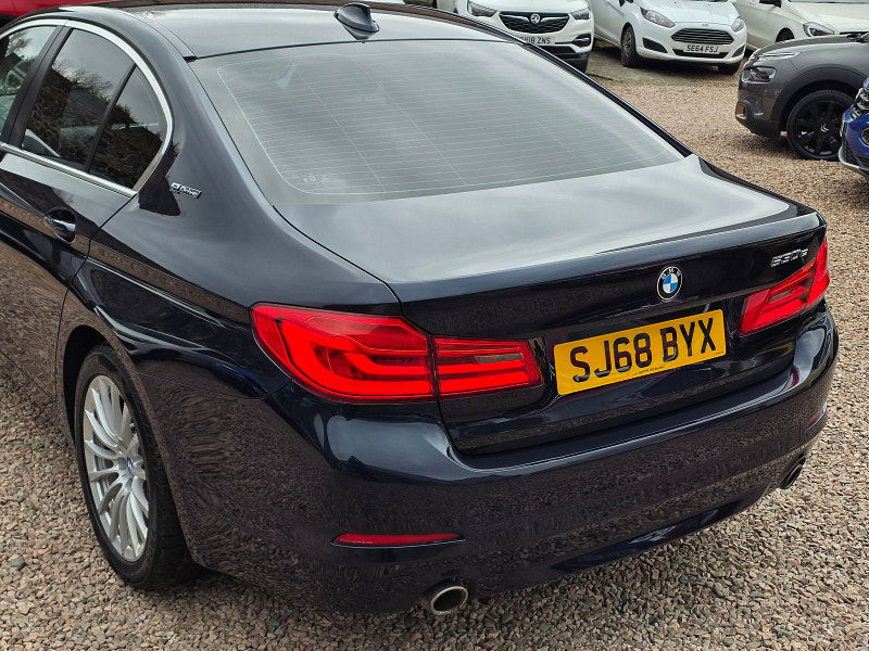 BMW 5 Series 2.0 530e 9.2kWh SE Saloon 4dr Petrol Plug-in Hybrid Auto Euro 6 (s/s) (252 ps) 4dr Automatic 2026