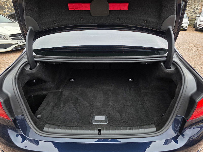 BMW 5 Series 2.0 530e 9.2kWh SE Saloon 4dr Petrol Plug-in Hybrid Auto Euro 6 (s/s) (252 ps) 4dr Automatic 2026