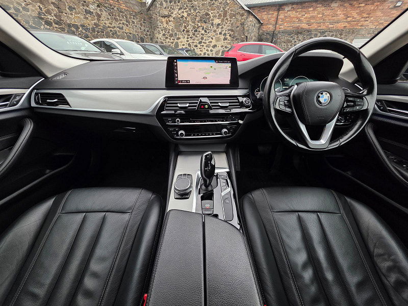 BMW 5 Series 2.0 530e 9.2kWh SE Saloon 4dr Petrol Plug-in Hybrid Auto Euro 6 (s/s) (252 ps) 4dr Automatic 2026