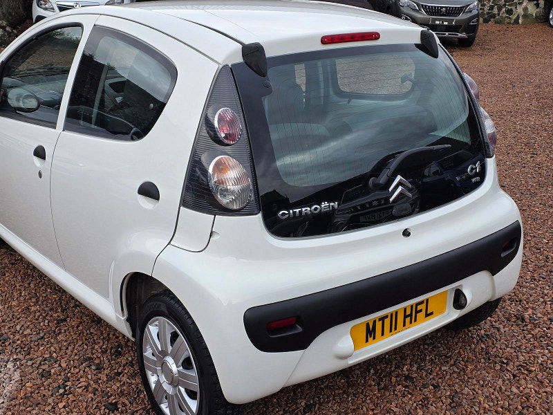 Citroen C1 1.0L VTR Hatchback 5dr Petrol Manual Euro 5 (68 bhp) 5dr Manual 2025