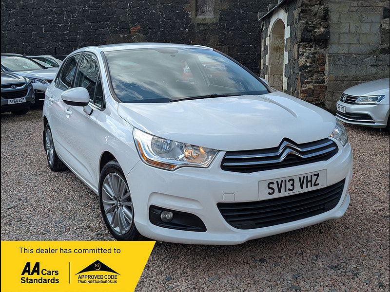 Citroen C4 1.6L VTR+ HDi Hatchback 5dr Diesel Manual Euro 5 (115 bhp) 5dr Manual 2025