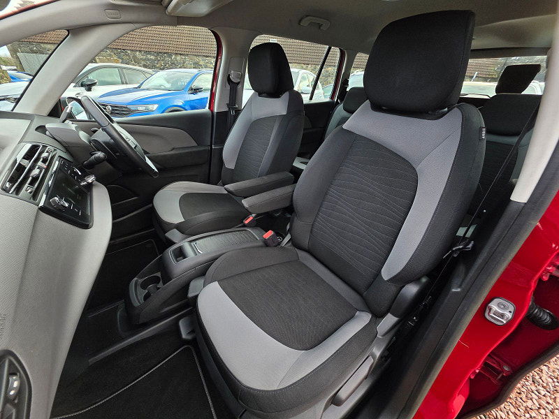 Citroen C4 Picasso 1.6L C4 Grand Picasso VTR+ Air e-HDi Semi-Auto MPV 5dr Diesel Semi Automatic Euro 5 (113 bhp) 5dr Semi Automatic 2025