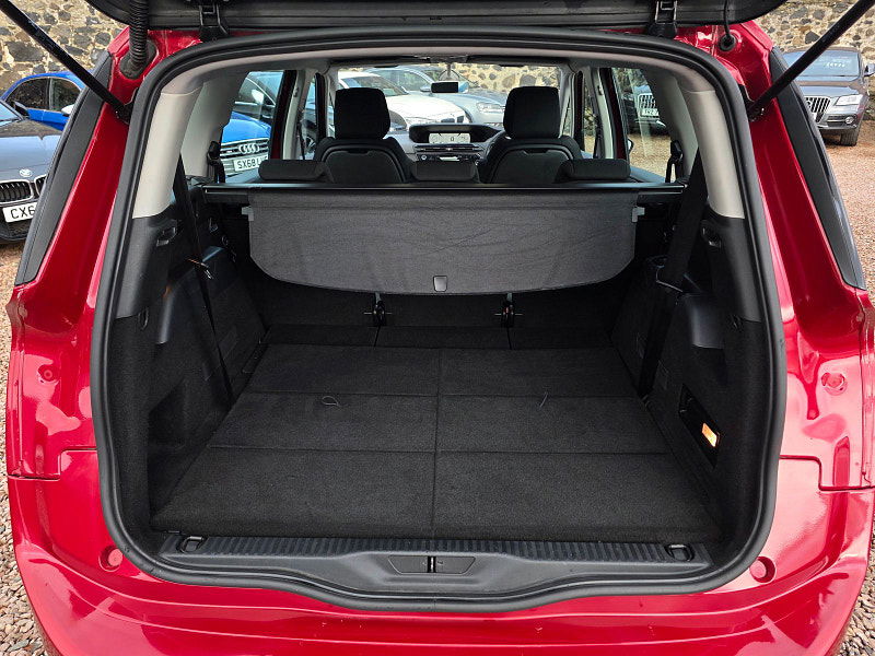 Citroen C4 Picasso 1.6L C4 Grand Picasso VTR+ Air e-HDi Semi-Auto MPV 5dr Diesel Semi Automatic Euro 5 (113 bhp) 5dr Semi Automatic 2025