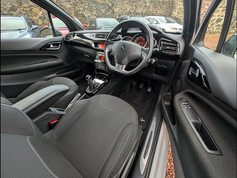 Citroen DS3 1.6L DSTYLE PLUS Hatchback 3dr Petrol Manual Euro 5 (120 bhp) 3dr Manual 2025