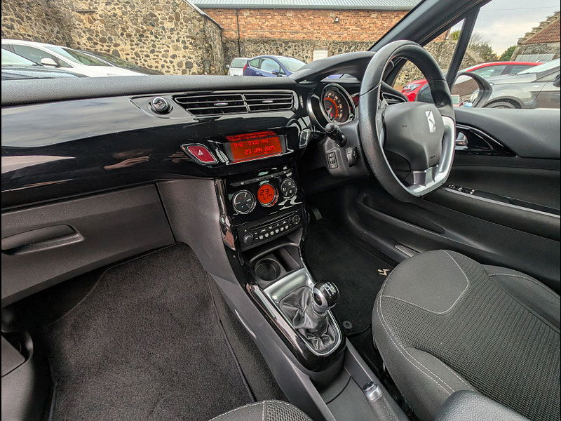 Citroen DS3 1.6L DSTYLE PLUS Hatchback 3dr Petrol Manual Euro 5 (120 bhp) 3dr Manual 2025