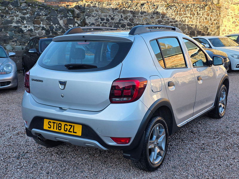 Dacia Sandero 0.9L Stepway Ambiance TCE Hatchback 5dr Petrol Manual Euro 6 (90 bhp) 5dr Manual 2025