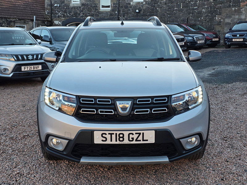 Dacia Sandero 0.9L Stepway Ambiance TCE Hatchback 5dr Petrol Manual Euro 6 (90 bhp) 5dr Manual 2025