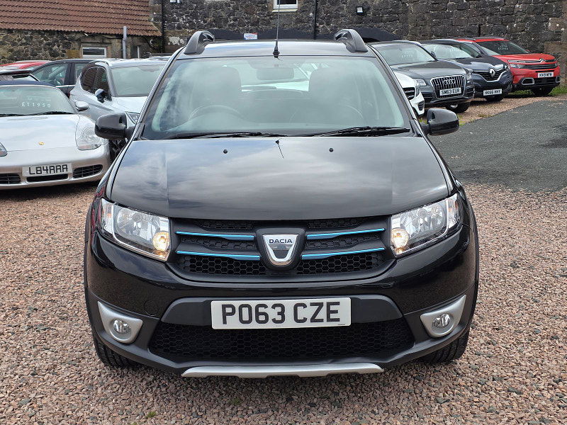 Dacia Sandero 0.9L Stepway Laureate TCE Hatchback 5dr Petrol Manual Euro 5 (90 bhp) 5dr Manual 2025