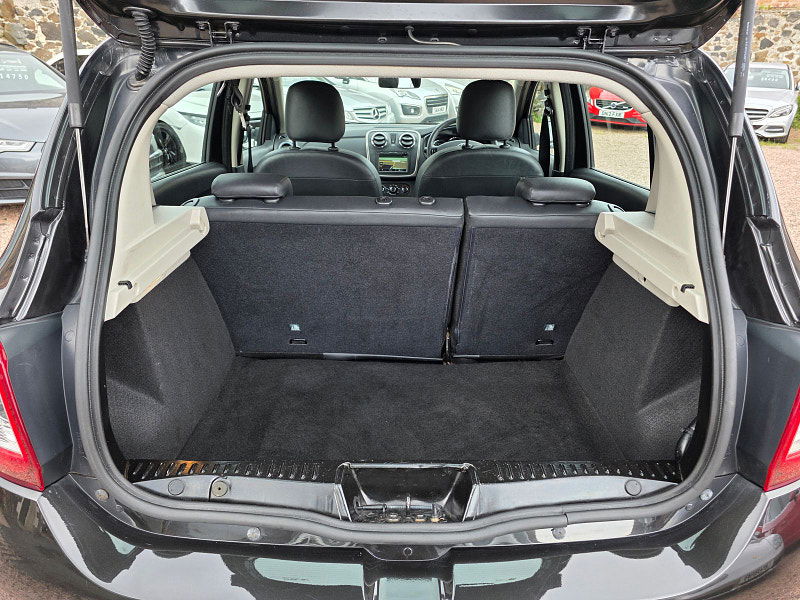 Dacia Sandero 0.9L Stepway Laureate TCE Hatchback 5dr Petrol Manual Euro 5 (90 bhp) 5dr Manual 2025