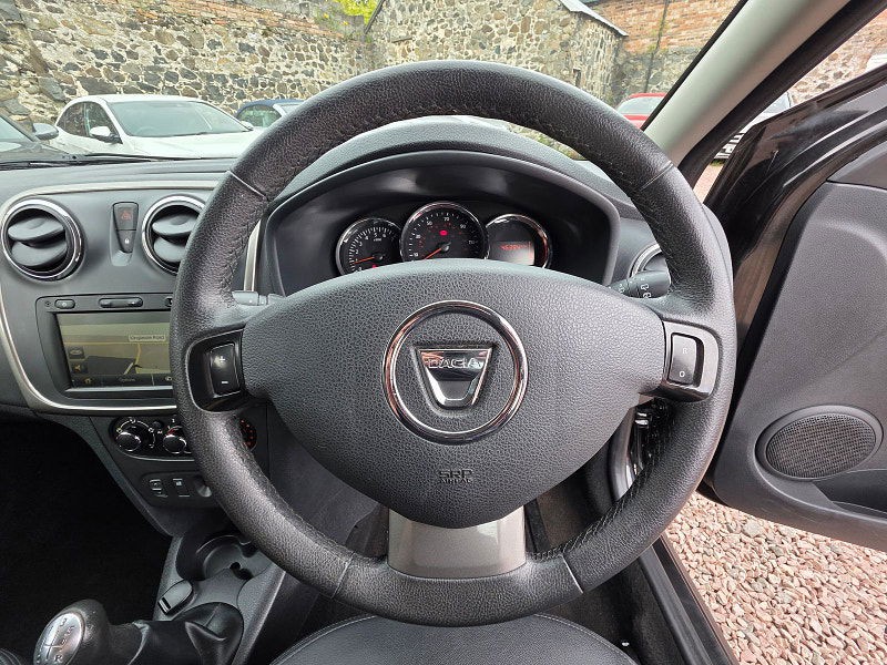 Dacia Sandero 0.9L Stepway Laureate TCE Hatchback 5dr Petrol Manual Euro 5 (90 bhp) 5dr Manual 2025