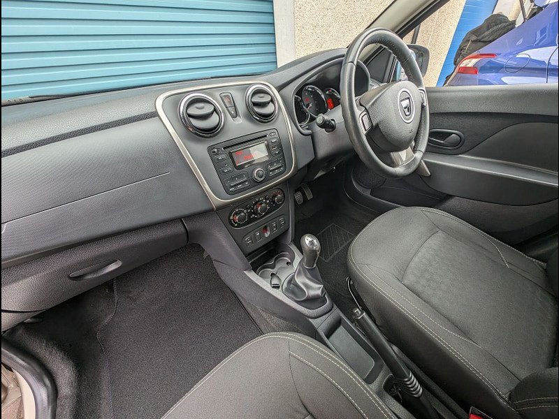 Dacia Sandero 1.1L LAUREATE Hatchback 5dr Petrol Manual Euro 5 (75 bhp) 5dr Manual 2024
