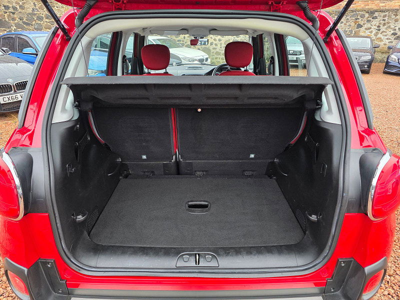 Fiat 500L 1.4L Easy MPV 5dr Petrol Manual Euro 5 (95 bhp) 5dr Manual 2025