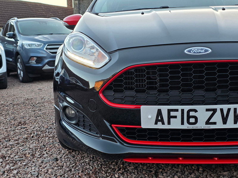 Ford Fiesta 1.0L Zetec S Black Edition Hatchback 3dr Petrol Manual Euro 6 (138 bhp) 3dr Manual 2025