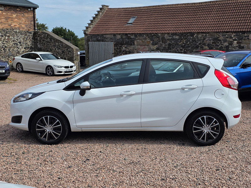 Ford Fiesta 1.2L Style Hatchback 5dr Petrol Manual Euro 5 (59 bhp) 5dr Manual 2025