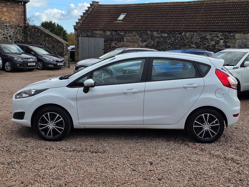 Ford Fiesta 1.2L Style Hatchback 5dr Petrol Manual Euro 5 (59 bhp) 5dr Manual 2025