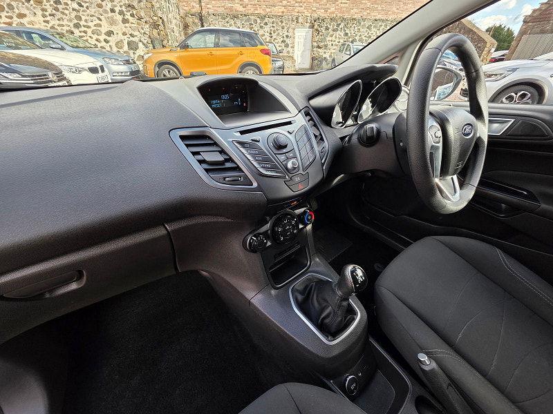 Ford Fiesta 1.2L Style Hatchback 5dr Petrol Manual Euro 5 (59 bhp) 5dr Manual 2025