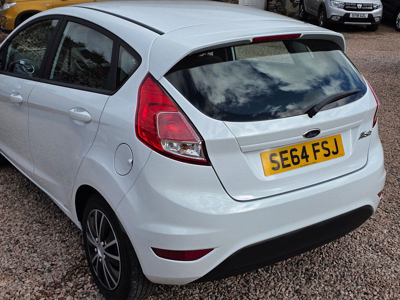Ford Fiesta 1.2L Style Hatchback 5dr Petrol Manual Euro 5 (59 bhp) 5dr Manual 2025