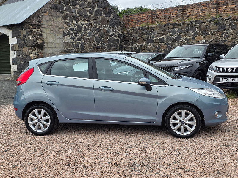 Ford Fiesta 1.4L Zetec 95 Hatchback 5dr Petrol Manual Euro 4 (95 bhp) 5dr Manual 2025