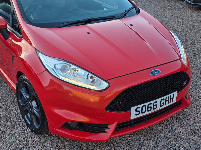 Ford Fiesta 1.6L ST-2 T Hatchback 3dr Petrol Manual Euro 6 (180 bhp) 3dr Manual 2025