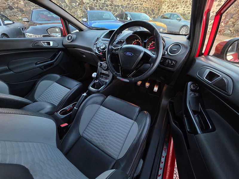 Ford Fiesta 1.6L ST-2 T Hatchback 3dr Petrol Manual Euro 6 (180 bhp) 3dr Manual 2025
