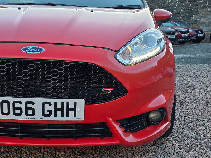 Ford Fiesta 1.6L ST-2 T Hatchback 3dr Petrol Manual Euro 6 (180 bhp) 3dr Manual 2025