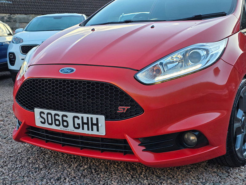 Ford Fiesta 1.6L ST-2 T Hatchback 3dr Petrol Manual Euro 6 (180 bhp) 3dr Manual 2025