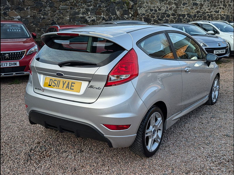 Ford Fiesta 1.6L ZETEC S Hatchback 3dr Petrol Manual Euro 5 (118 bhp) 3dr Manual 2024