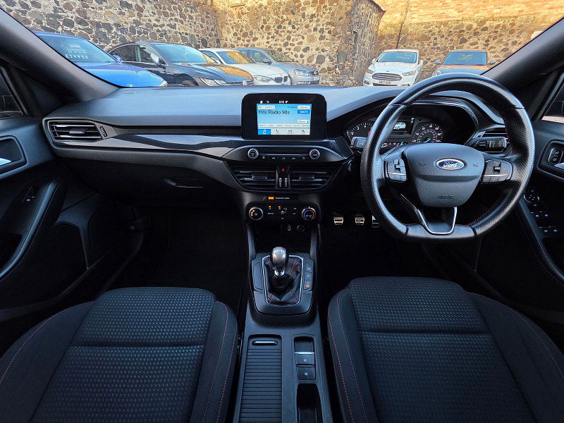 Ford Focus 1.0L ST-Line Hatchback 5dr Petrol Manual Euro 6 (123 bhp) 5dr Manual 2025