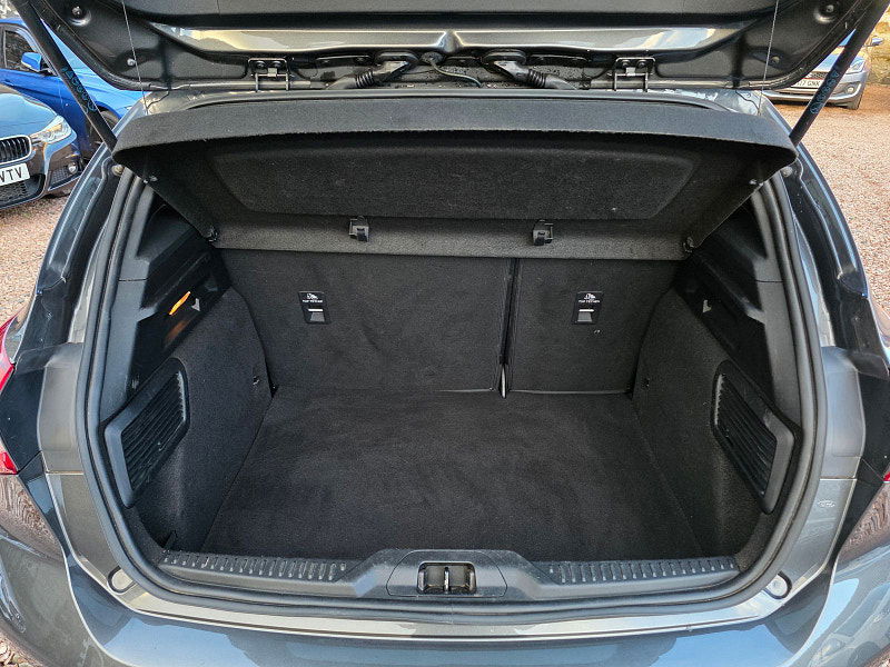 Ford Focus 1.0L ST-Line Hatchback 5dr Petrol Manual Euro 6 (123 bhp) 5dr Manual 2025