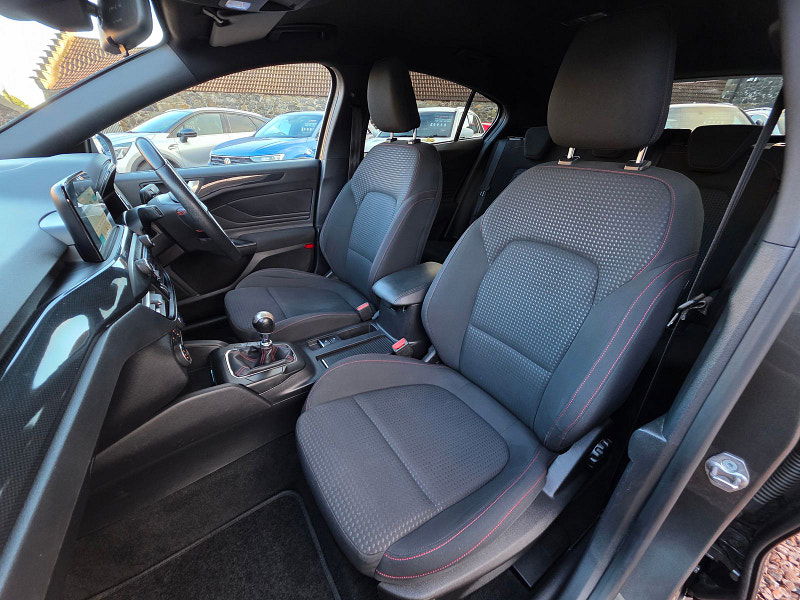 Ford Focus 1.0L ST-Line Hatchback 5dr Petrol Manual Euro 6 (123 bhp) 5dr Manual 2025