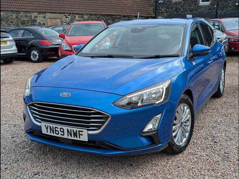 Ford Focus 1.0L Titanium Hatchback 5dr Petrol Manual Euro 6 (123 bhp) 5dr Manual 2025