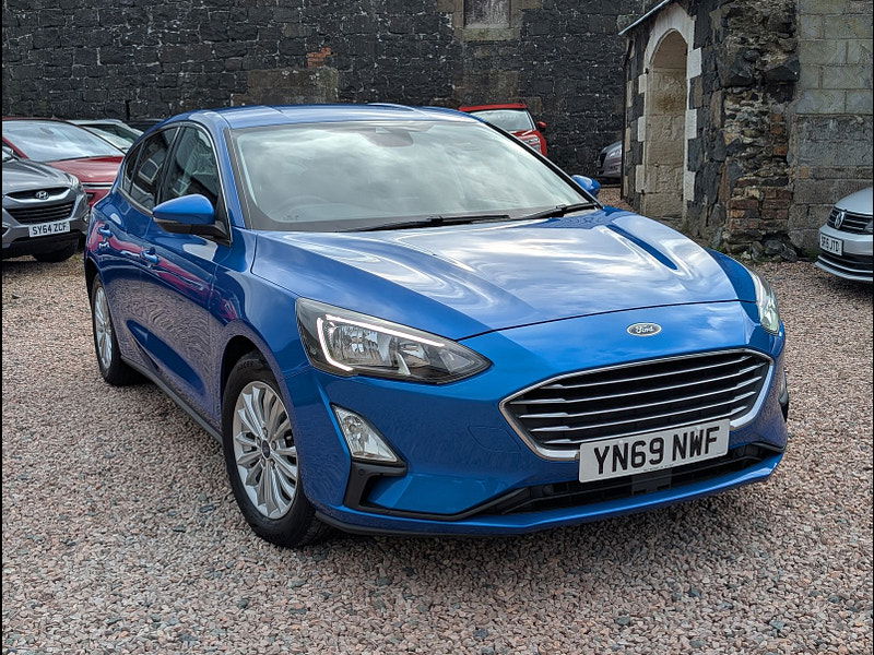 Ford Focus 1.0L Titanium Hatchback 5dr Petrol Manual Euro 6 (123 bhp) 5dr Manual 2025