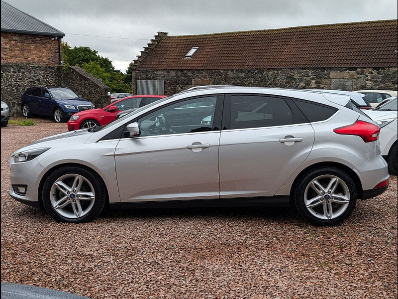 Ford Focus 1.5L ZETEC TDCI Hatchback 5dr Diesel Manual Euro 5 (118 bhp) 5dr Manual 2024